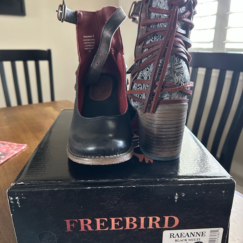 Freebird Raeanne 8